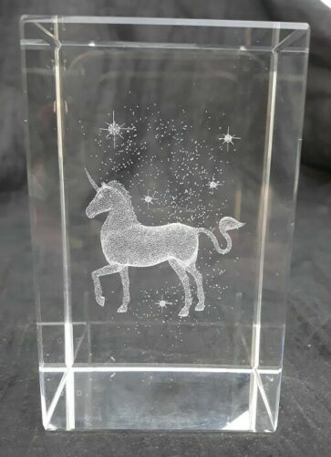 Figurine D'une Femme En Polyrésine - Décoration/Figures Décoratives