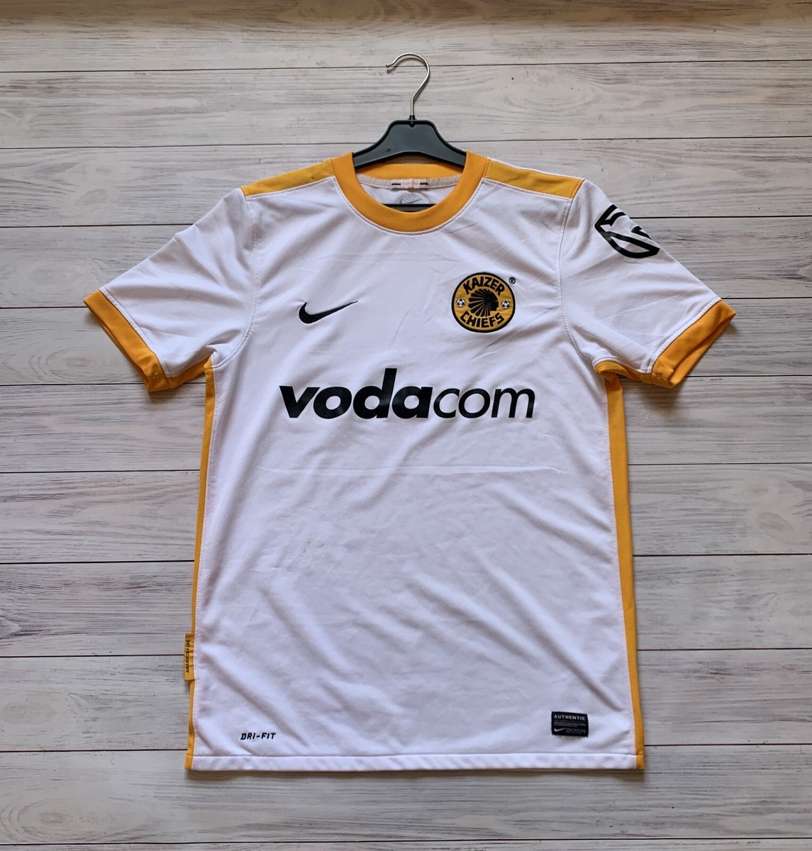 Kaizer Chiefs 2009 - 2010 Away football shirt jersey Nike size S