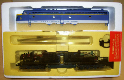 Proto 2000 HO Chesapeake & Ohio EMD E8/9 Locomotive #4021, Excellent in Box 8186