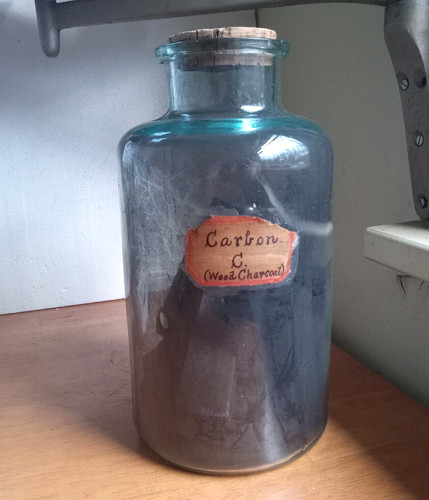 1880s BIG B.&A.C.CO (BAKER & ADAMSON CHEMICAL CO) CARBON & WOOD CHARCOAL BOTTLE