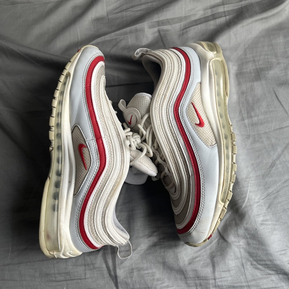 Nike Air Max 97 Size 9.5 in University Red - Stylish & Comfortable