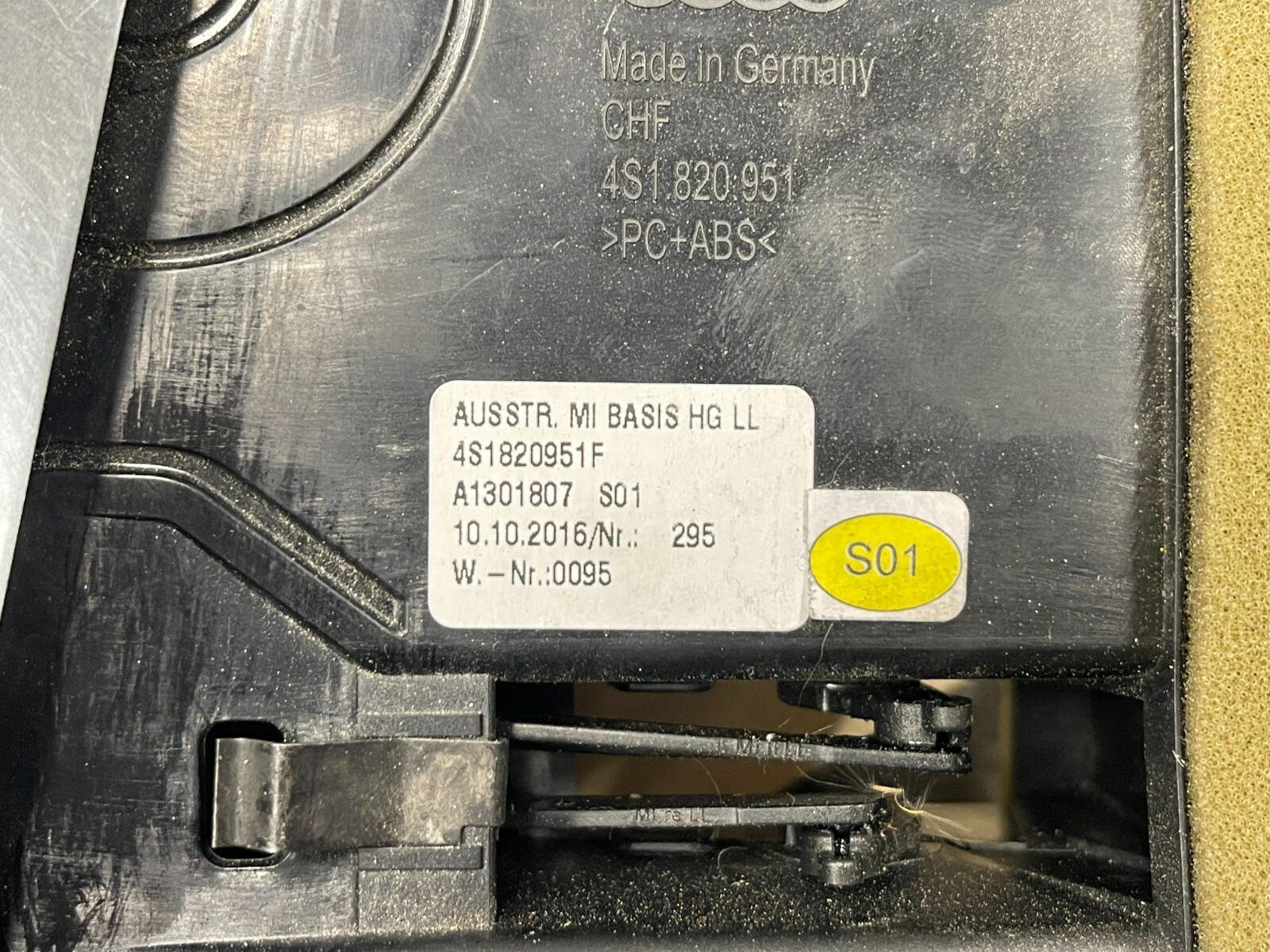 2017 AUDI R8 AIR VENT OEM 2018 4S1-820-951-H