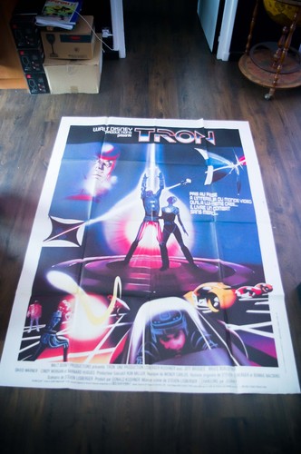 TRON (1982) - Walt Disney - Original French Movie Poster – Large Fold