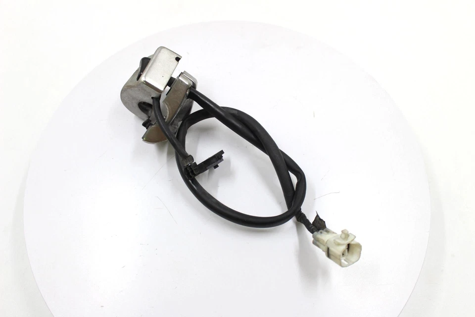 04 KAWASAKI VULCAN 2000 VN2000A OEM CLIP DERECHO EN MANGO INTERRUPTOR DE ARRANQUE APAGADO Foto 2 de 4