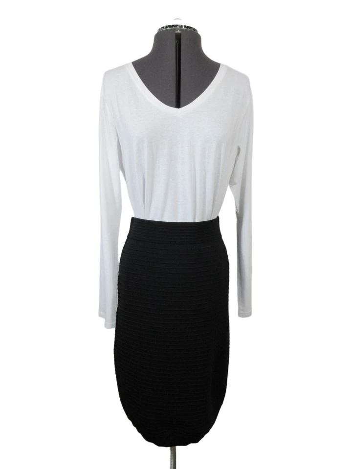 Falda lápiz negra punto acanalado Catherine Malandrino Foto 2 de 4