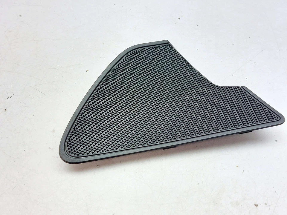 AUDI A6 C7 DOOR SPEAKER COVER TRIM FRONT RIGHT DRIVER SIDE 4G0035424A 2013 - Image 2 of 4