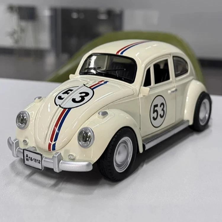 1:18 VOLKSWAGEN Escarabajo Coche Aleación Modelo Diecast con Luz de Sonido Niños Regalo NUEVO Foto 2 de 4