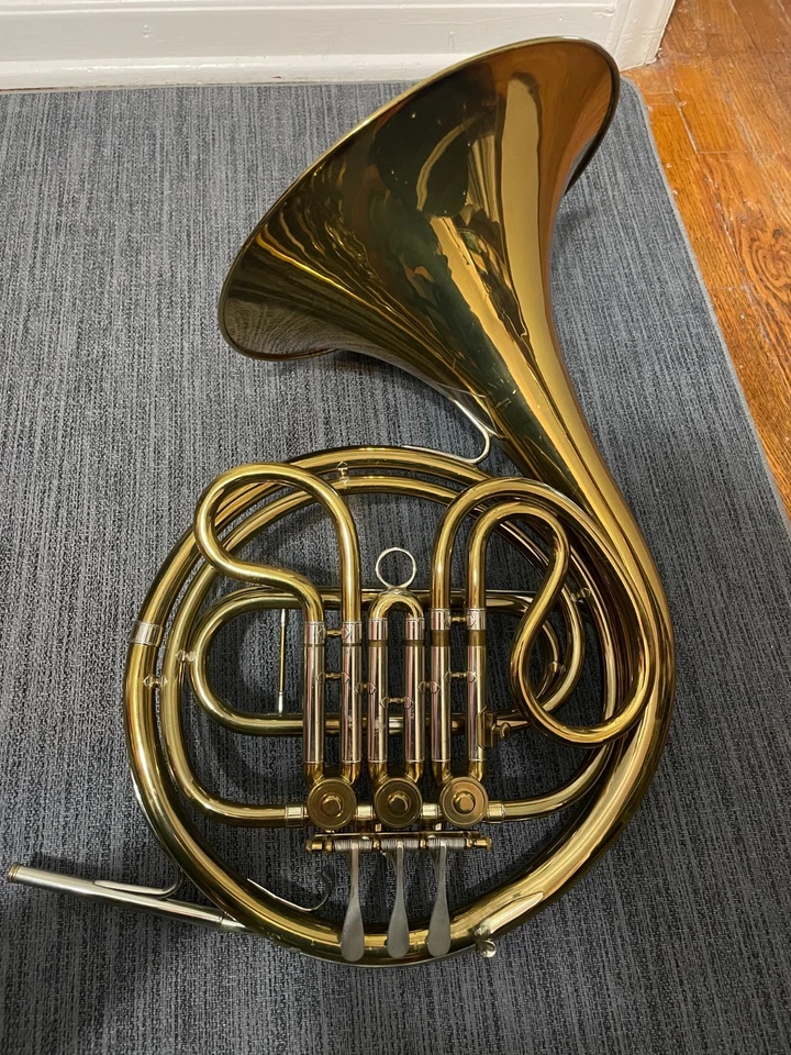 Instrumento de cuerno francés para diestros Reynold Contempora Single F Foto 2 de 4