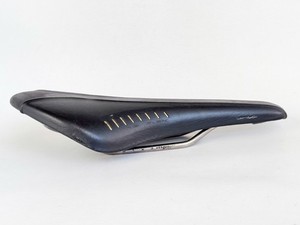 Classic Fizik Arione Titanox Saddle, Black