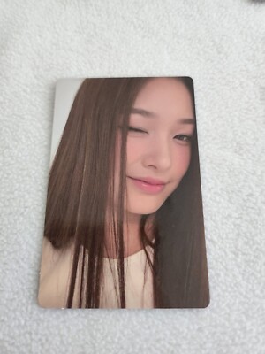 Official KATSEYE SIS Walmart Exclusive photocard Kpop PC | eBay