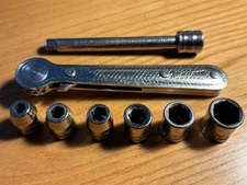 Vintage Oxwall Ratchet Socket Set with 6 Sockets and Extension Shaft