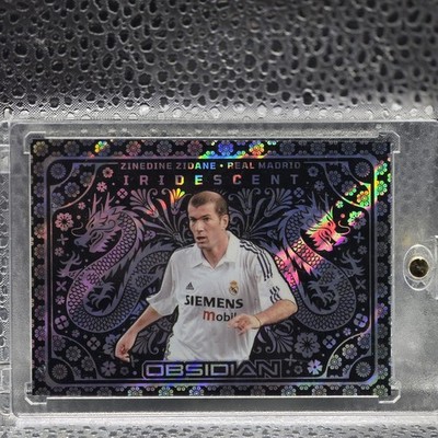 Zinedine Zidane Iridescent CASE HIT SSP 2024-25 Panini Obsidian Real Madrid