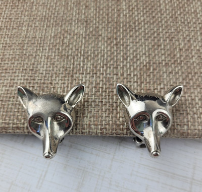 Vintage Silver Tone Fox Clip On Earrings READ One has a Matte Spot