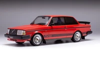 IXO 18CMC177 1/18 Volvo 240 Turbo Custom Modellauto Rot 1984 Diecast