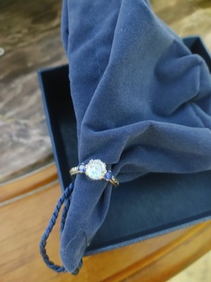 Tacori Ring Flanked With 2 Simulated Sapphires & Cubic Zircon Size 7