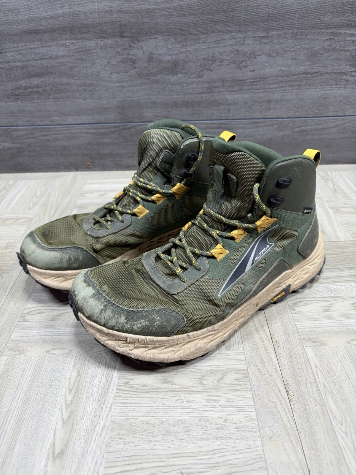 's Size 12 Trail Boots Green Foot Shape