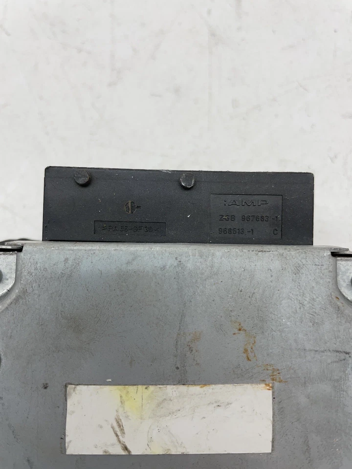 Módulo de control de transmisión SAAB 9-5 1999 unidad de computadora OEM TCU TCM 4926531 Foto 4 de 4