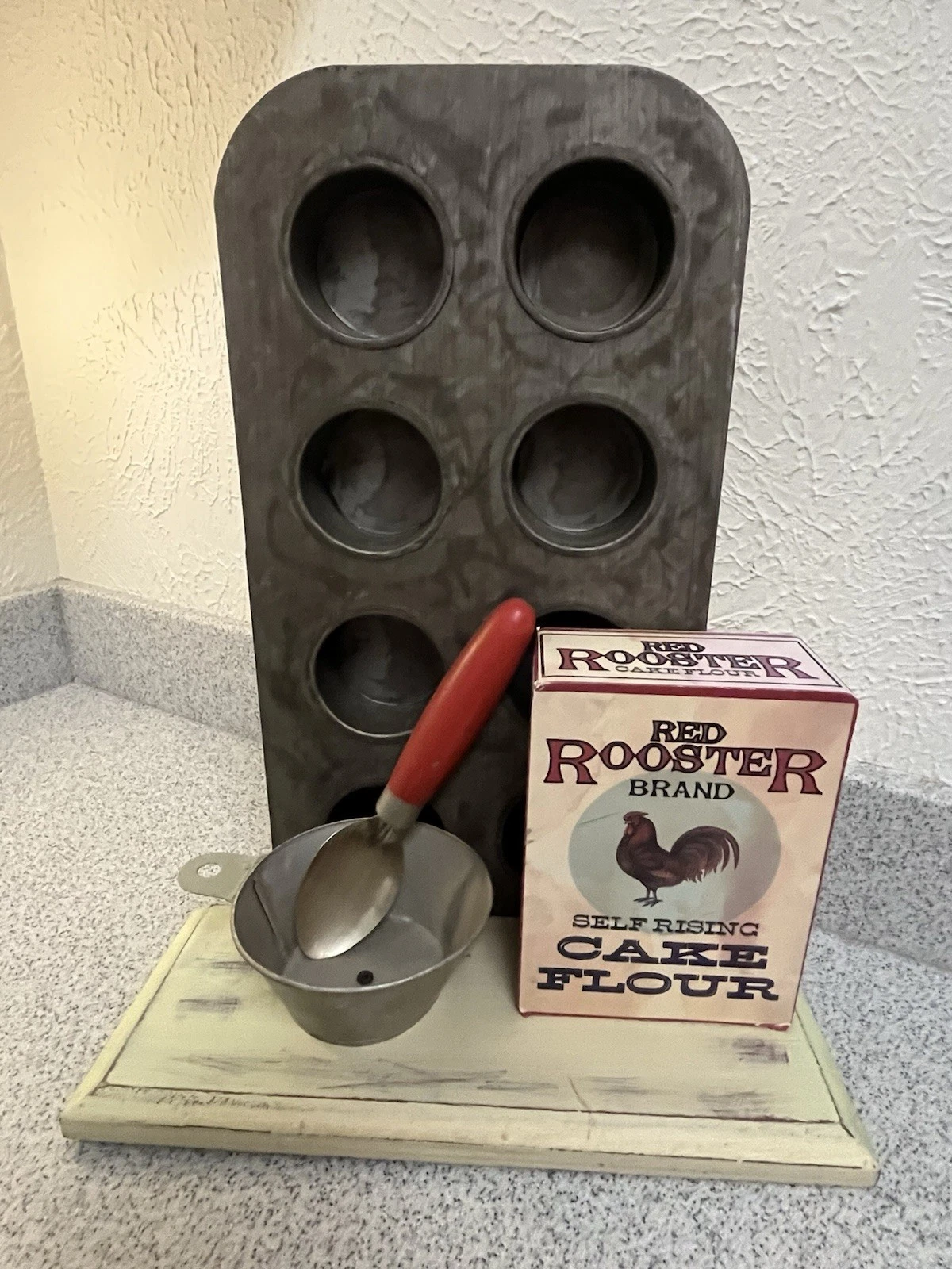 Farmhouse Muffin Tin Wall Decor Red Rooster Cake Flour Kitchen Art