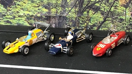 3 Vintage Corgi UK Diecast FERRARI 154 / COOPER MASERATI FORMULA 1 Race Cars