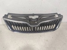 Griglia superiore radiatore paraurti anteriore Skoda Rapid (NH) 2013 5JA853668 GIO2013