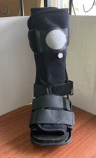 DJ Orthopedics Maxtrax DJO Adjustable Air Walking Boot Size XS