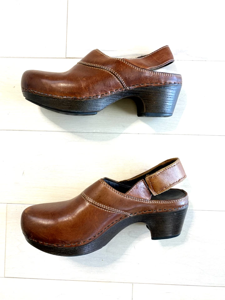 Sandalias Dansko Zueco Tacón Cordón Cuero Marrón Mujer’s 37 6.5 Foto 2 de 4