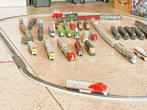 SANTA FE HO-AHM FM Tempo Diesel Locomotive #5028 - Picture 11 of 11