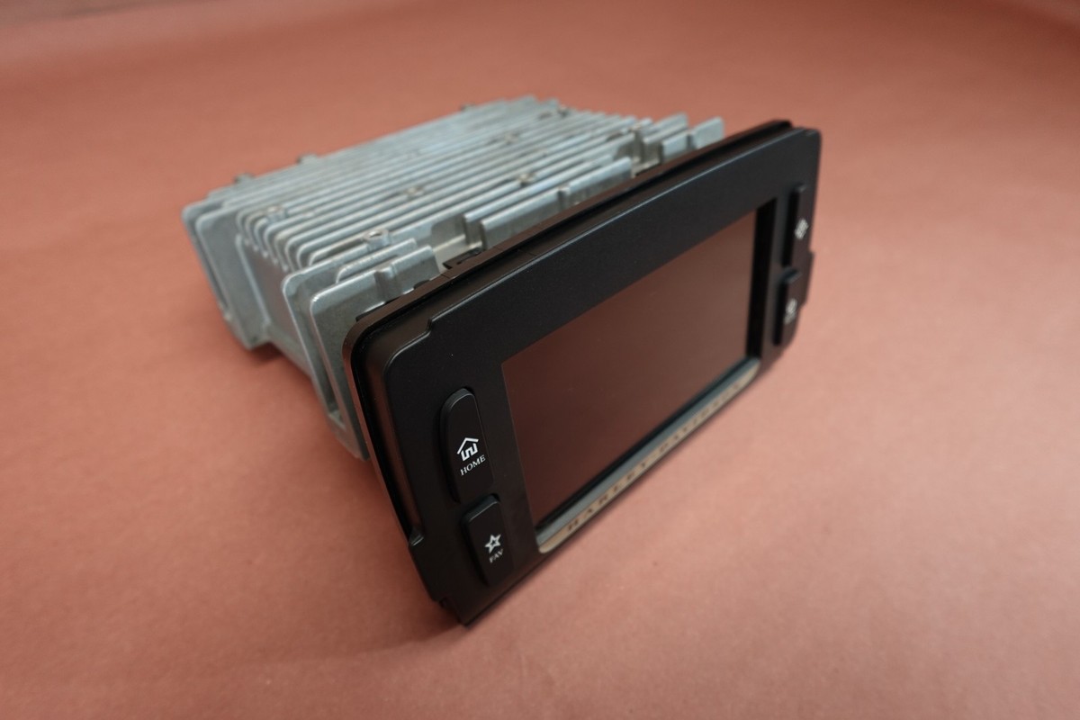 2014-2021 Harley Davidson Street Glide FLHXS Radio Media Player
