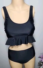 NWT Cupshe Two Piece Swimsuit Size Medium Black Ruffle