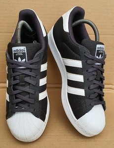 grey shell toe adidas