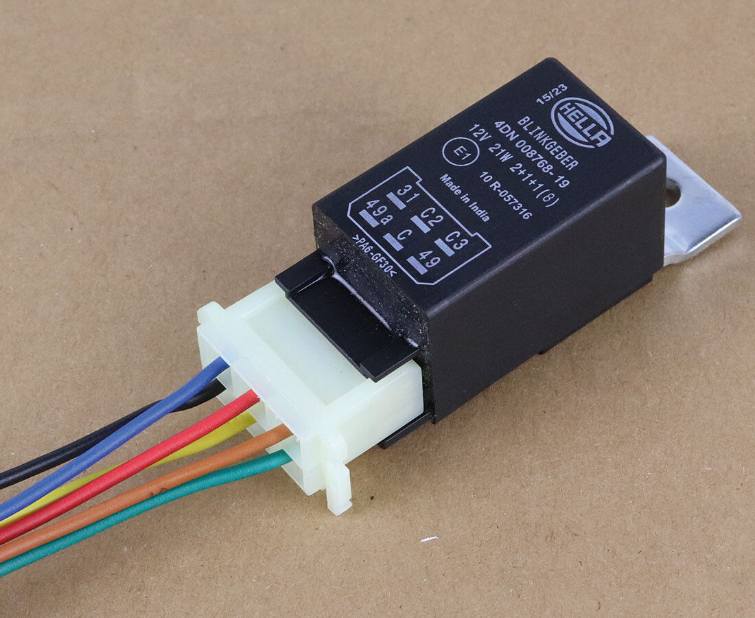 HELLA Blinkgeber 12V 2+1+1 x 18W 12 Volt - 4DN008768151, 55,42