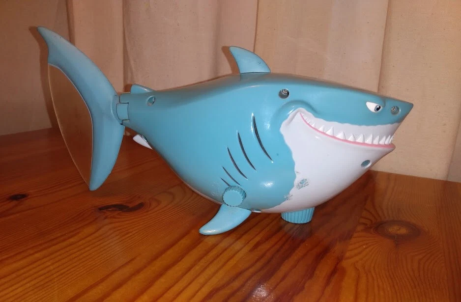 2004 Disney Pixar "Finding Nemo" Real Swimming Bruce Shark Bath Toy BigTime Swim - Image 2 of 4