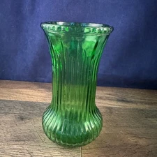 E.O. Brody Co Cleveland OH Emerald Green Pleated Vase 3.5"Dia 6"H