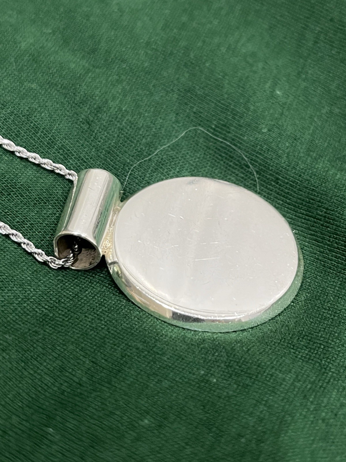 Solid Sterling Silver Circle Pendant Necklace 19.… - image 3