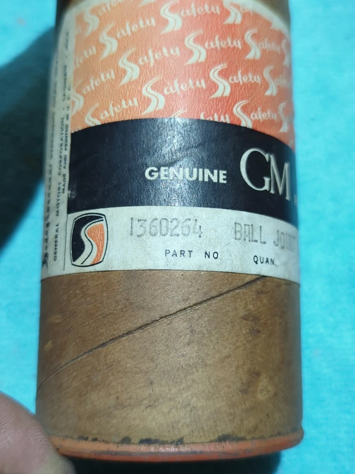 NOS PAR 61 Oldsmobile F85 junta esférica superior dianteira parafuso prisioneiro 1961 1360624 F-85 - Imagem 4 de 4