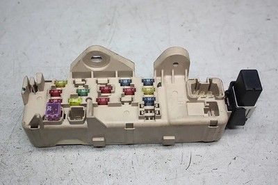Mazda 323 F VI 1.5 16V Sicherungskasten Sicherungen 0C28-0375-4898