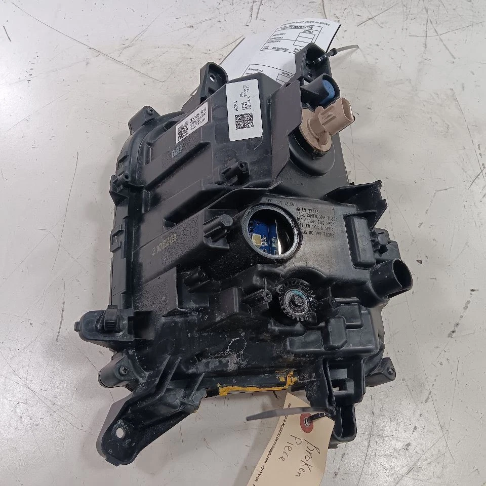 Lámpara de luz de señal de giro derecha para pasajero para Mitsubishi Outlander Sport 20-23 Foto 2 de 4