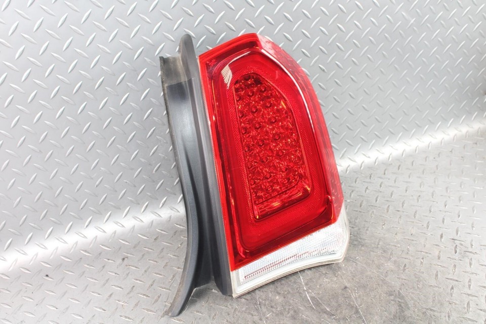 1522 Chrysler 300 Chrome Trim Passenger Side Right RH Taillight Tail