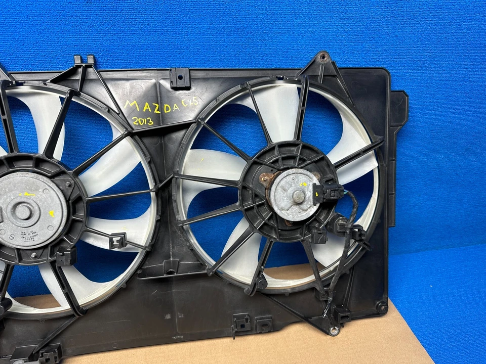 💎 2013 - 2016 MAZDA CX-5 MOTOR RADIADOR VENTILADOR DE REFRIGERACIÓN MONTAJE MOTOR OEM Foto 3 de 4