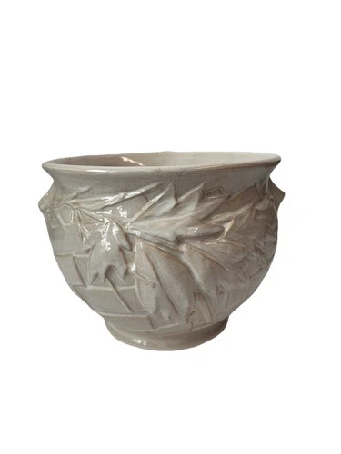 Large 1950’s McCoy planter leaves quilted jardiniere USA cream C1-2