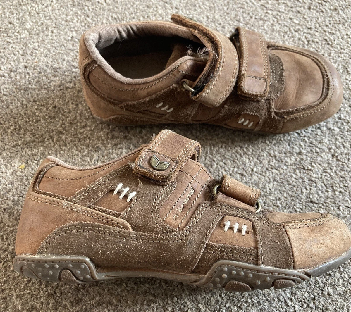 Boys shoes size on sale 9