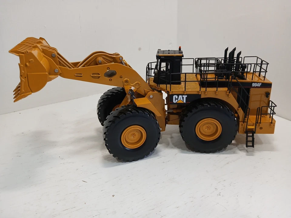 Cargador de ruedas Norscot CAT 994F modelo fundido a presión de 15 pulgadas escala 1/50 con caja original Foto 4 de 4