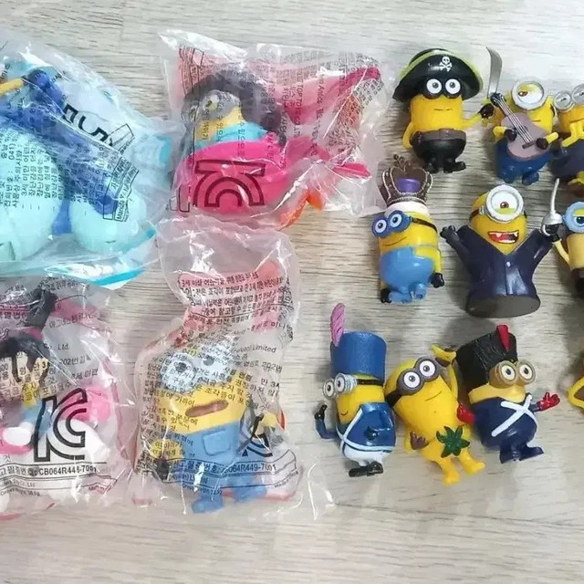 McDonald's Minions & Minions Figurines - Unopened, Set of 10