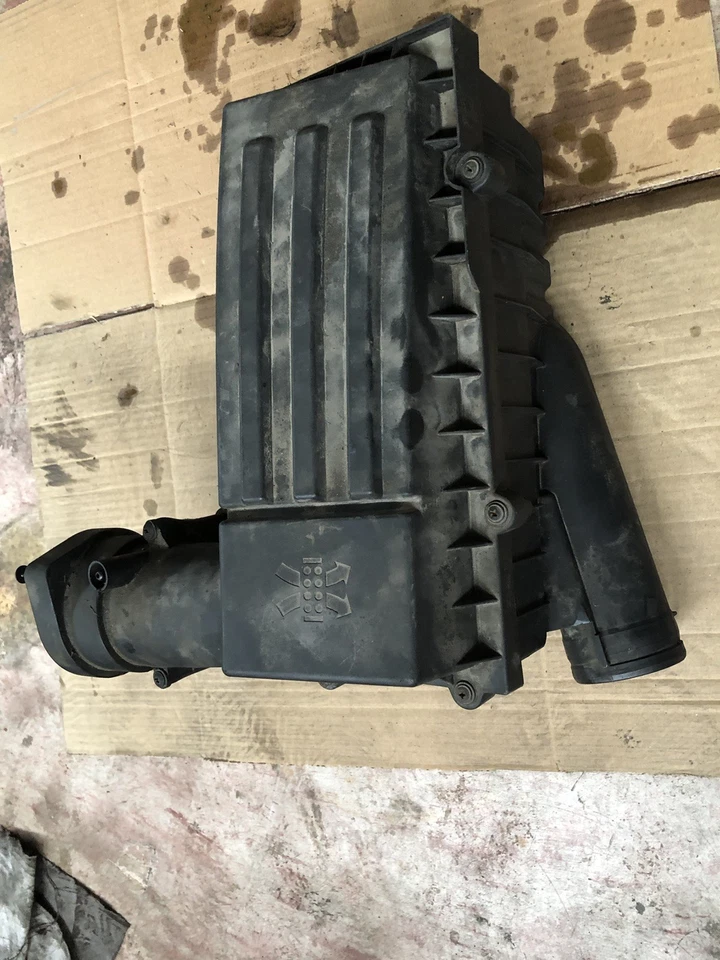 1K0129607 SCATOLA FILTRO ARIA VOLKSWAGEN GOLF V 1.9/2.0   1K0129601 - Immagine 4 di 4