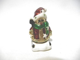 THIMBLE VINTAGE BRASS & ENAMEL W/CRYSTALS SANTA GOLDEN PENGUIN ON A SLED