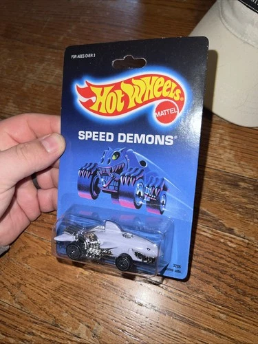 Hot Wheels Speed Demons Sharkruiser Diecast Car Gray Silver 1986 Vintage Toy