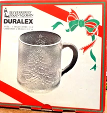 Set of 4 DURALEX Christmas Mugs Les Verreries De Saint Gobain 11.5 oz. France