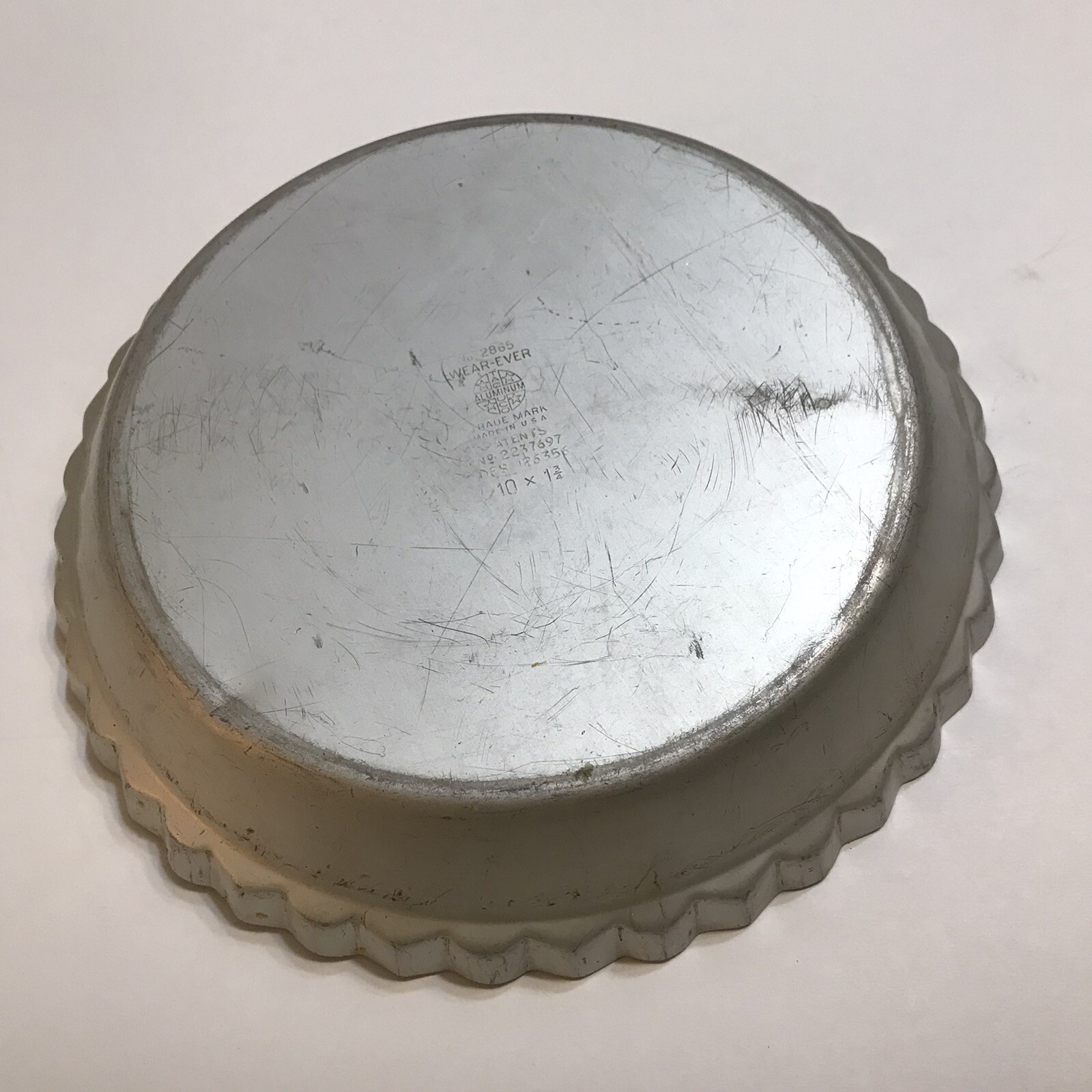 Wearever Aluminum Fluted Pie Pan 10 X 1 3/4" Scalloped No. 2865 USA
