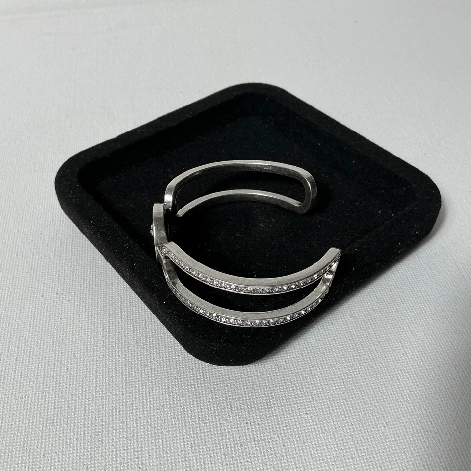 范思哲银色标志手镯 — 第 4/4 张图片