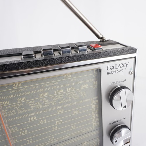 NordMende Galaxy Mesa 6606 radio a transistor 1973-1976 Germania - Foto 6 di 17